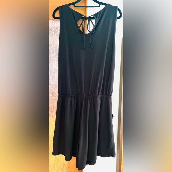 Black Sleeveless WOMENS XL BLACK One Piece SHORTS, EXCELLENT CONDITION & NICE - Picture 3 of 11